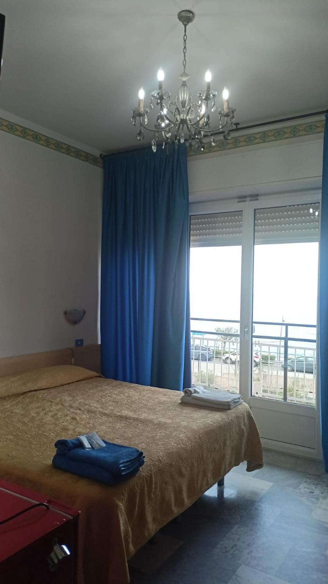 B&B Solana Noli Luaran gambar