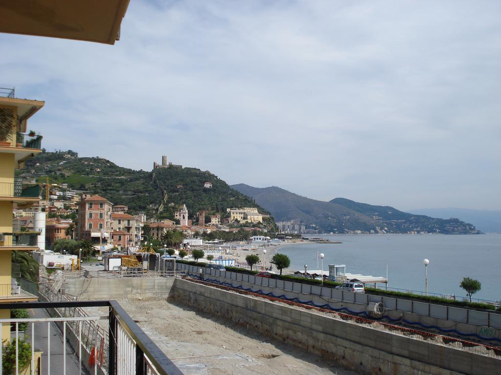 B&B Solana Noli Luaran gambar